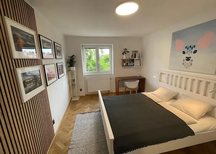 U Kolonady, Apartment